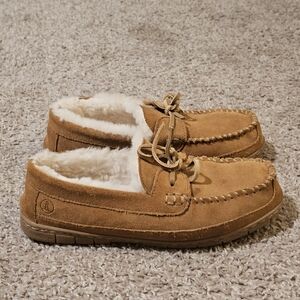 Lands End Fuzzy Lined Lace Up Moccasin Slippers In English Tan Size 9.5